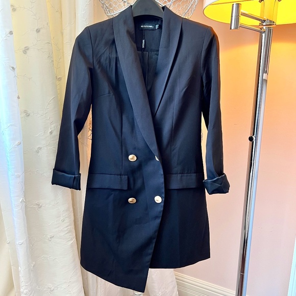 PrettyLittle Things  Black Jacket Dress with Gold Buttons - Picture 1 of 4